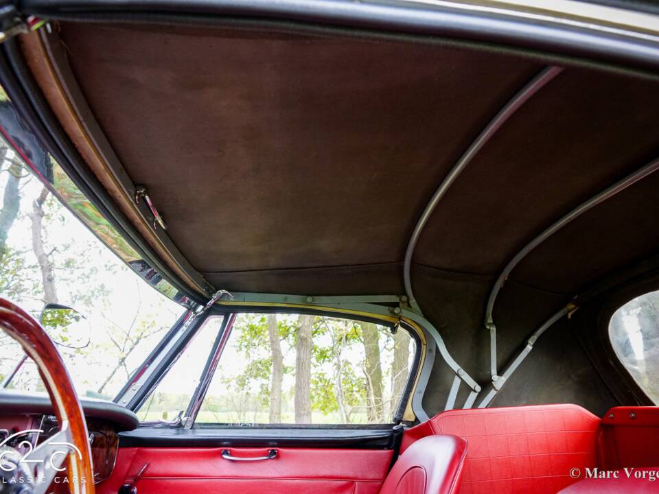 Image 38/51 of Austin-Healey 3000 Mk III (BJ8) (1967)