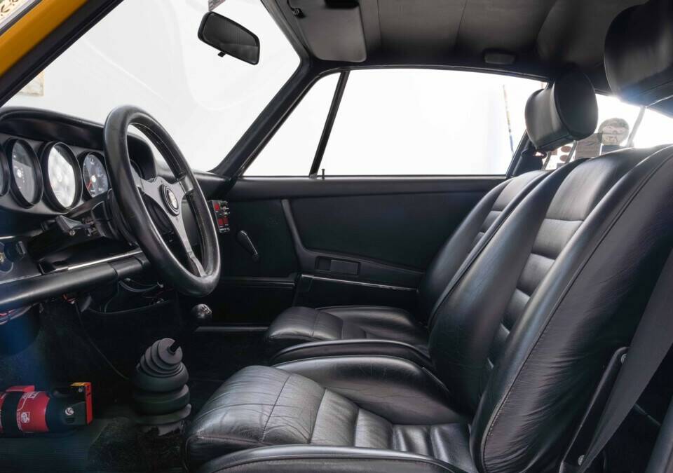 Image 19/33 of Porsche 911 Carrera RS 2.7 (Sport) (1973)