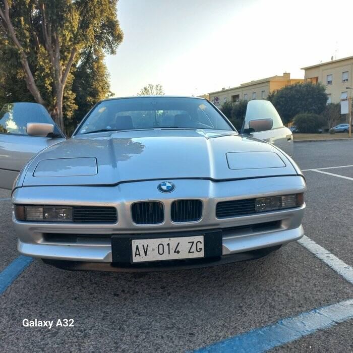 Image 4/7 of BMW 850i (1992)