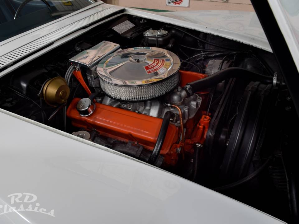 Image 30/46 of Chevrolet Corvette Stingray (1971)