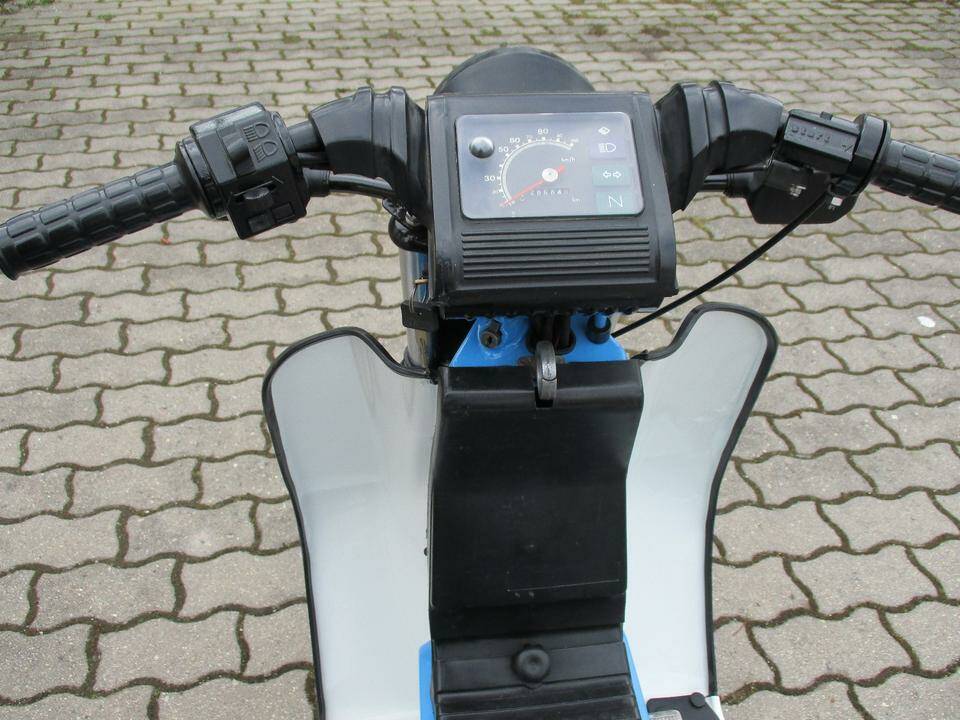 Immagine 3/20 di Simson DUMMY (1989)