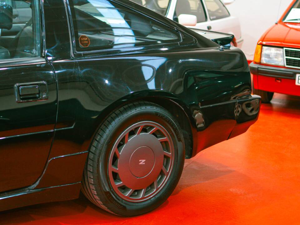 Image 14/46 of Nissan 300 ZX Turbo (1989)