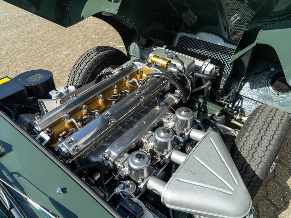 Afbeelding 28/33 van Jaguar E-Type 4.2 (1967)