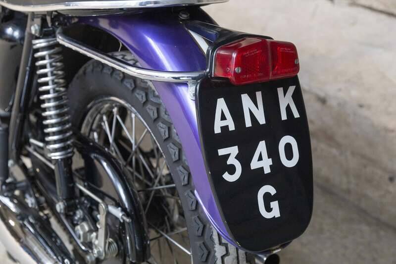 Image 31/36 of Triumph TR 6 Trophy (1969)