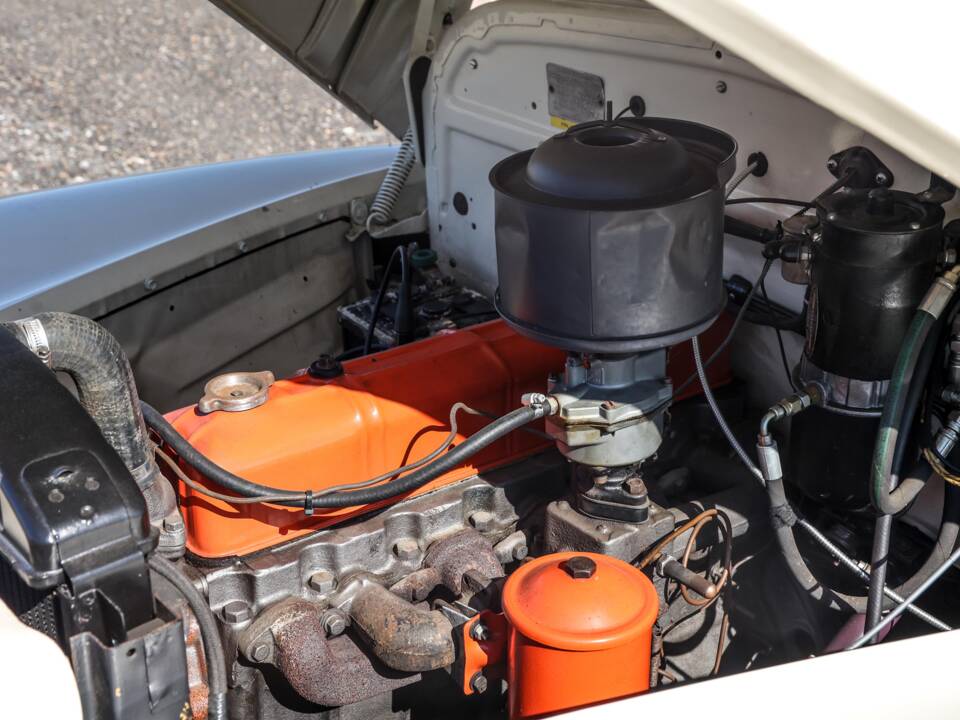 Image 34/38 of Chevrolet Fleetmaster (1948)