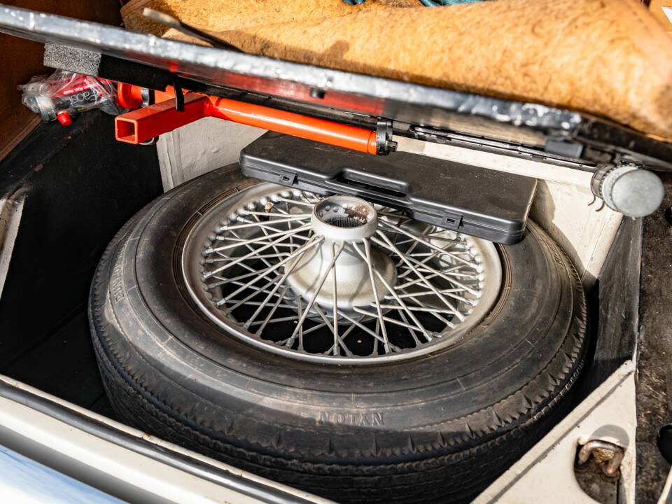 Bild 39/100 von Jaguar XK 150 DHC (1959)