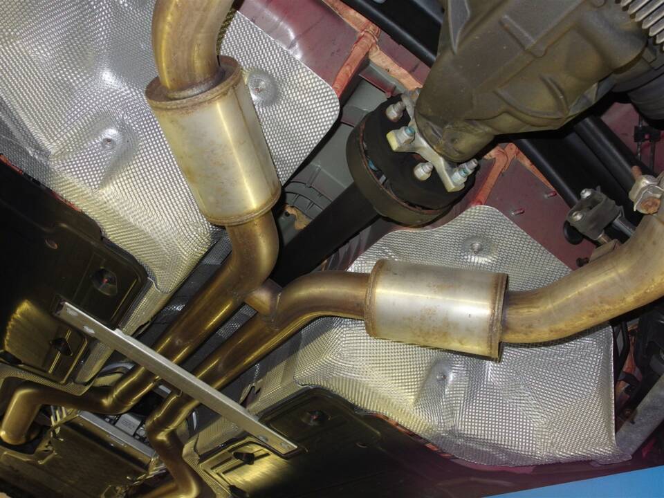 Image 90/99 of Mercedes-Benz SL 63 AMG (2012)