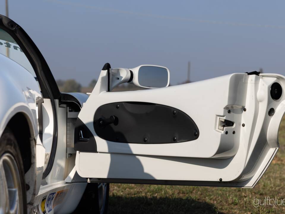 Image 28/50 of Lotus Elise 111 (1998)