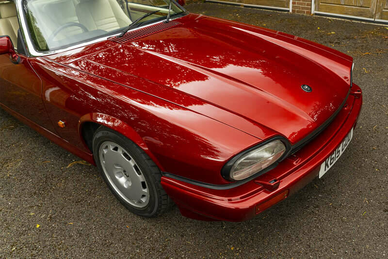 Image 8/50 of Jaguar XJS 6.0 (1993)