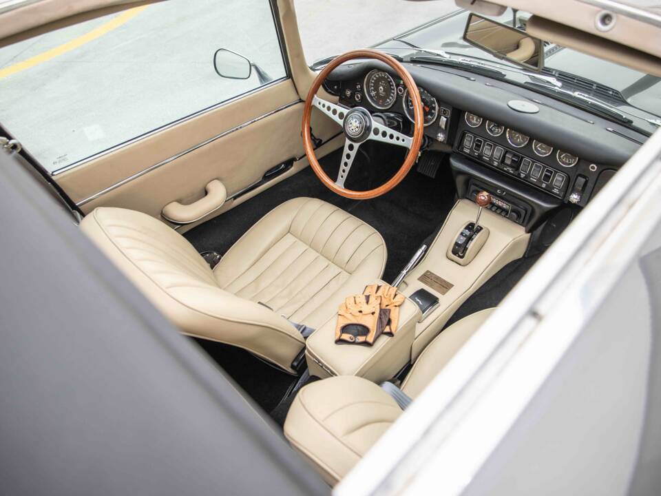 Immagine 55/88 di Jaguar E-Type (2+2) (1968)