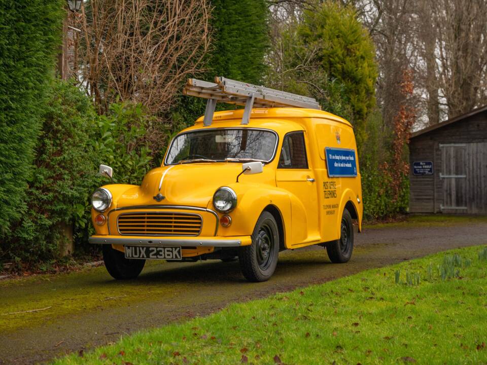 Image 25/50 of Morris Minor Van (1971)