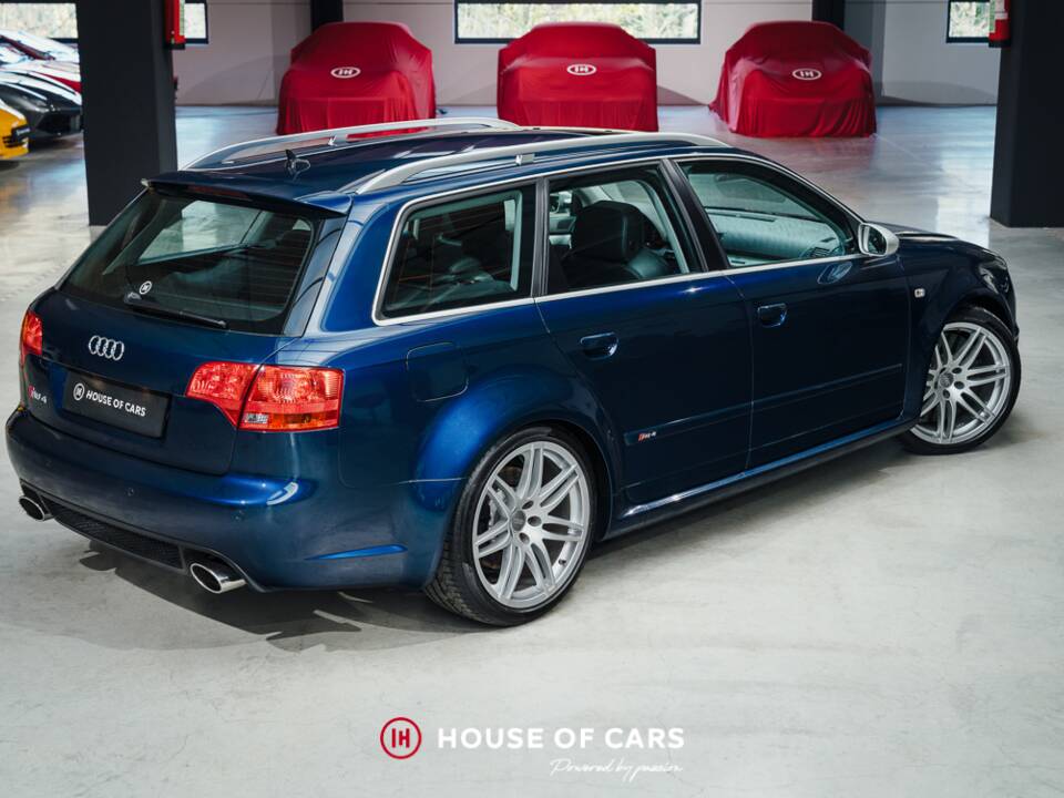 Image 7/22 of Audi RS4 Avant (2007)