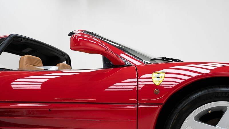 Immagine 13/15 di Ferrari 348 TS (1991)