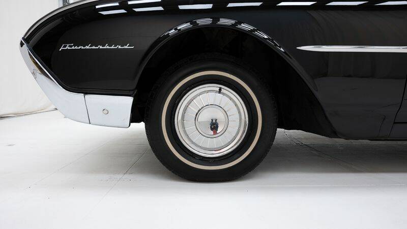 Afbeelding 6/15 van Ford Thunderbird (1962)