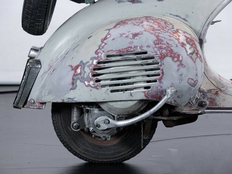 Immagine 14/50 di Piaggio Vespa 125 (1954)