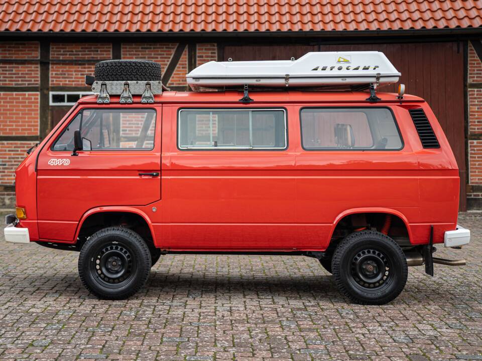 Bild 8/94 von Volkswagen T3 Transporter Syncro 2.1 (G-Kat) (1986)