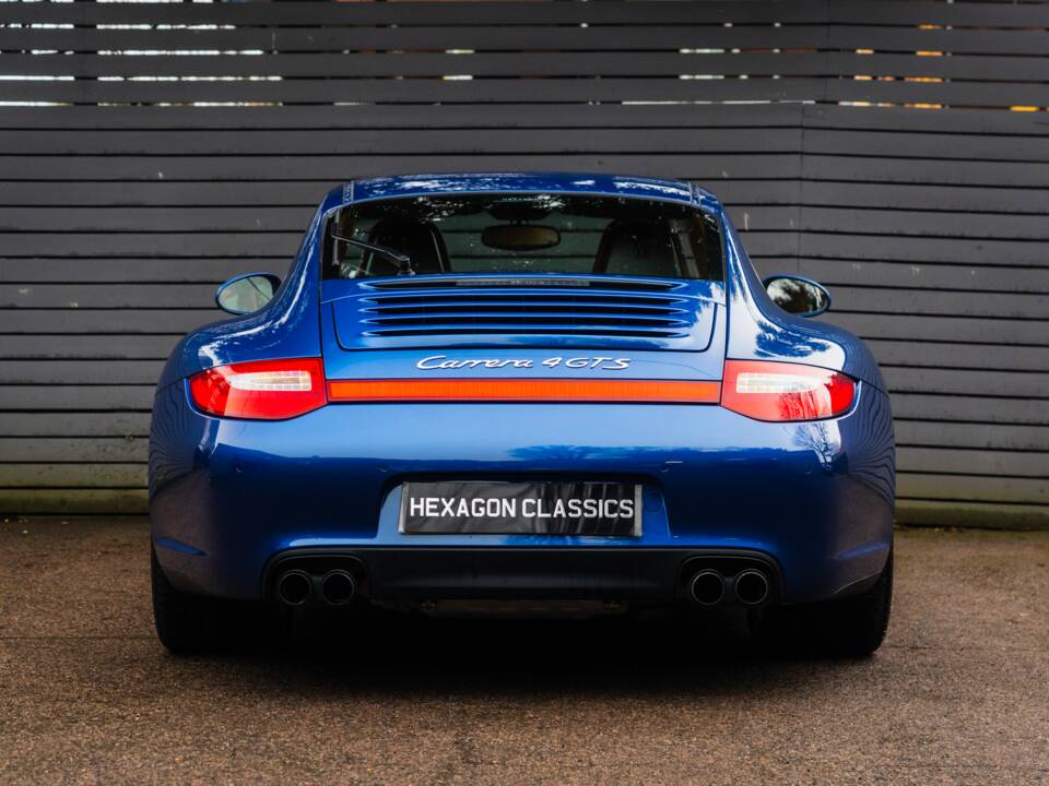 Bild 13/51 von Porsche 911 Carrera 4 GTS (2011)