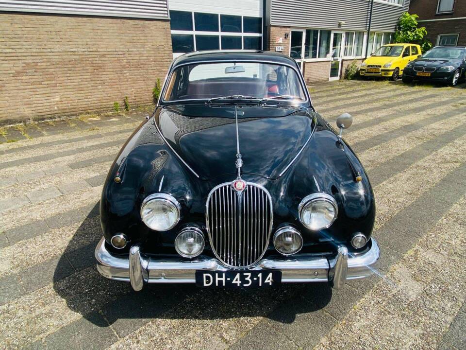 Image 19/50 de Jaguar Mk II 3.4 (1962)