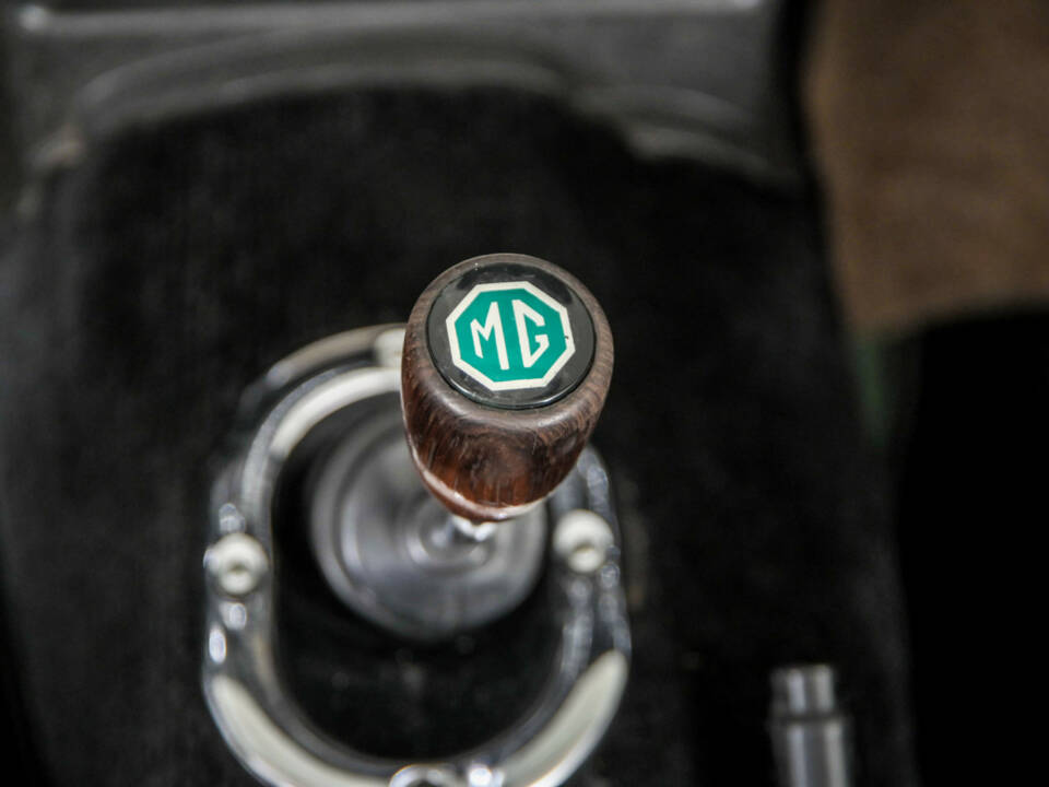 Image 38/50 de MG MGB (1967)