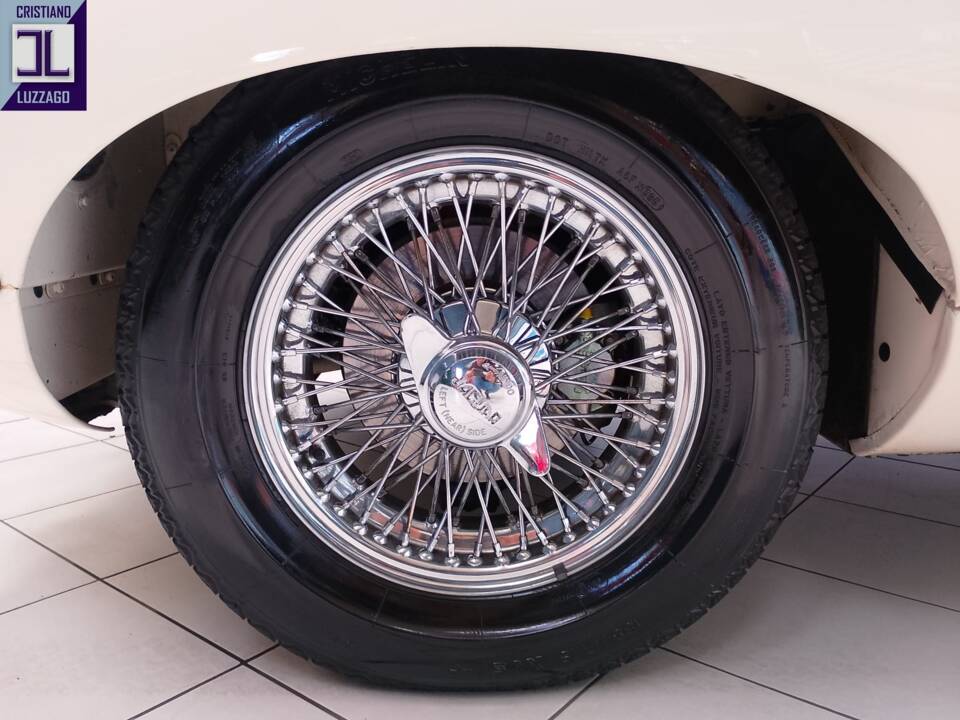 Bild 45/54 von Jaguar E-Type 4.2 (1967)