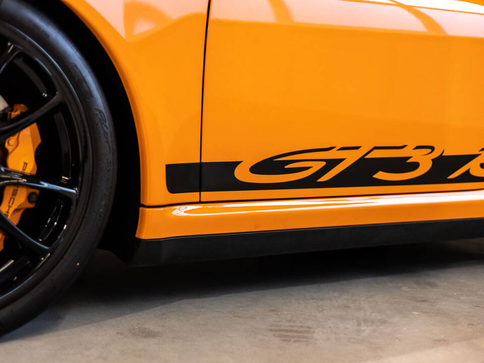 Image 9/10 of Porsche 911 GT3 RS (2006)