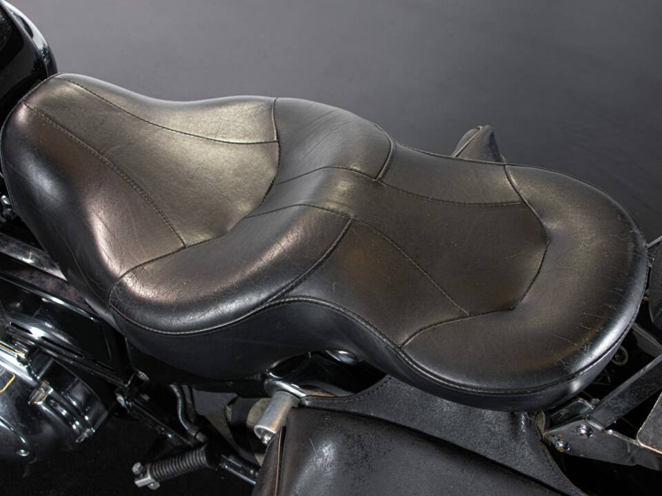 Imagen 49/50 de Harley-Davidson XL 1200 C Sportster Custom (1997)