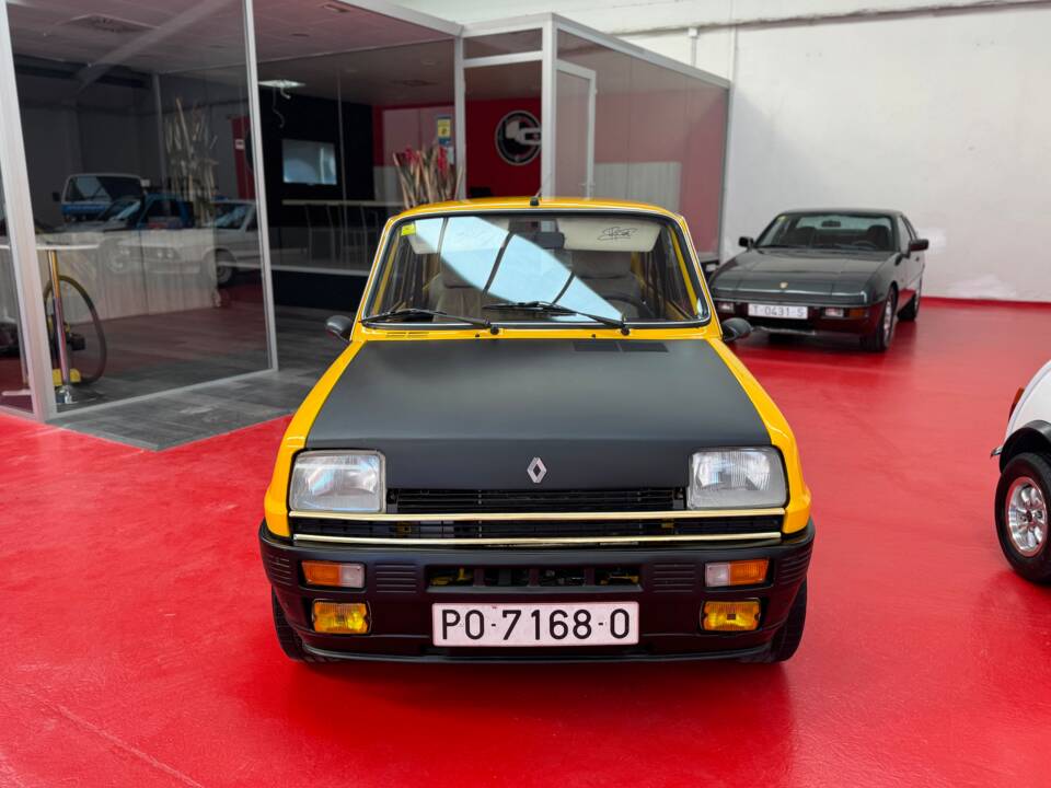 Image 2/34 of Renault R 5 Alpine Turbo (1981)