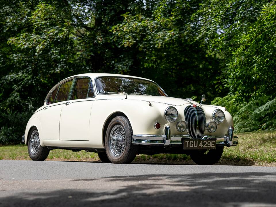 Image 1/50 de Jaguar Mk II 2.4 (1967)