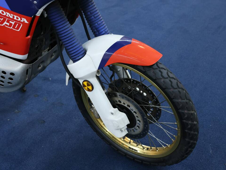 Bild 13/37 von Honda XRV 750 Africa Twin (1990)