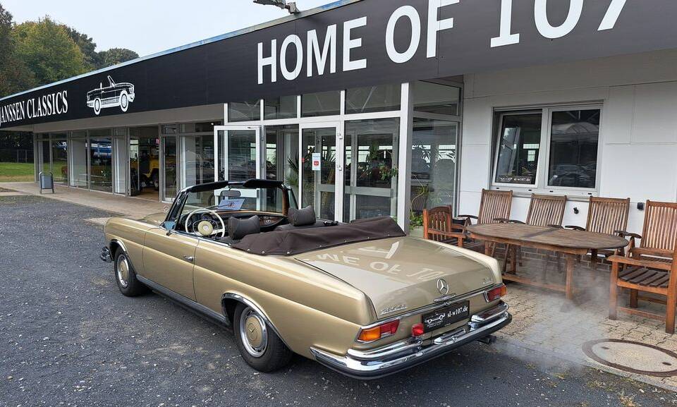 Imagen 49/52 de Mercedes-Benz 280 SE 3,5 (1970)