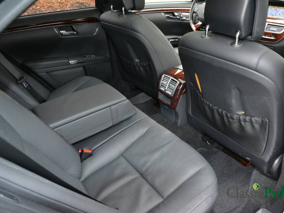 Bild 28/50 von Mercedes-Benz S 500 (2006)