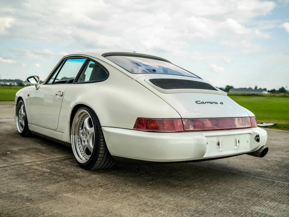 Afbeelding 2/13 van Porsche 911 Carrera 4 (1989)
