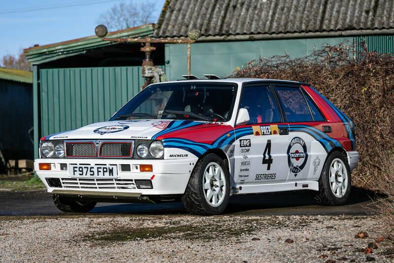 Afbeelding 1/50 van Lancia Delta HF Integrale Evoluzione I "Martini 5" (1989)