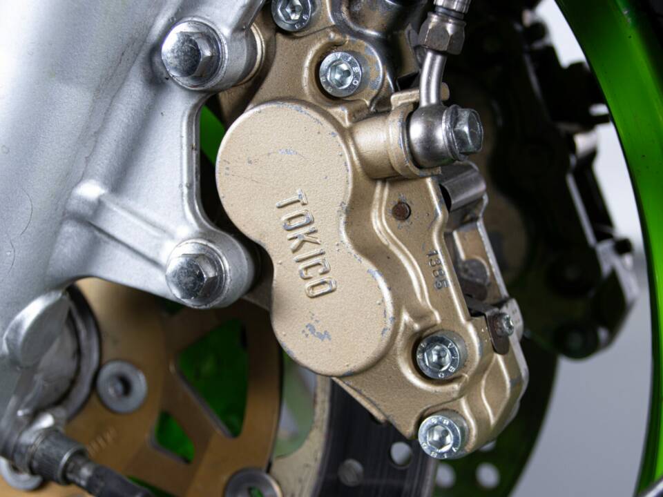 Image 11/50 of Kawasaki ZX-R 400 (1990)