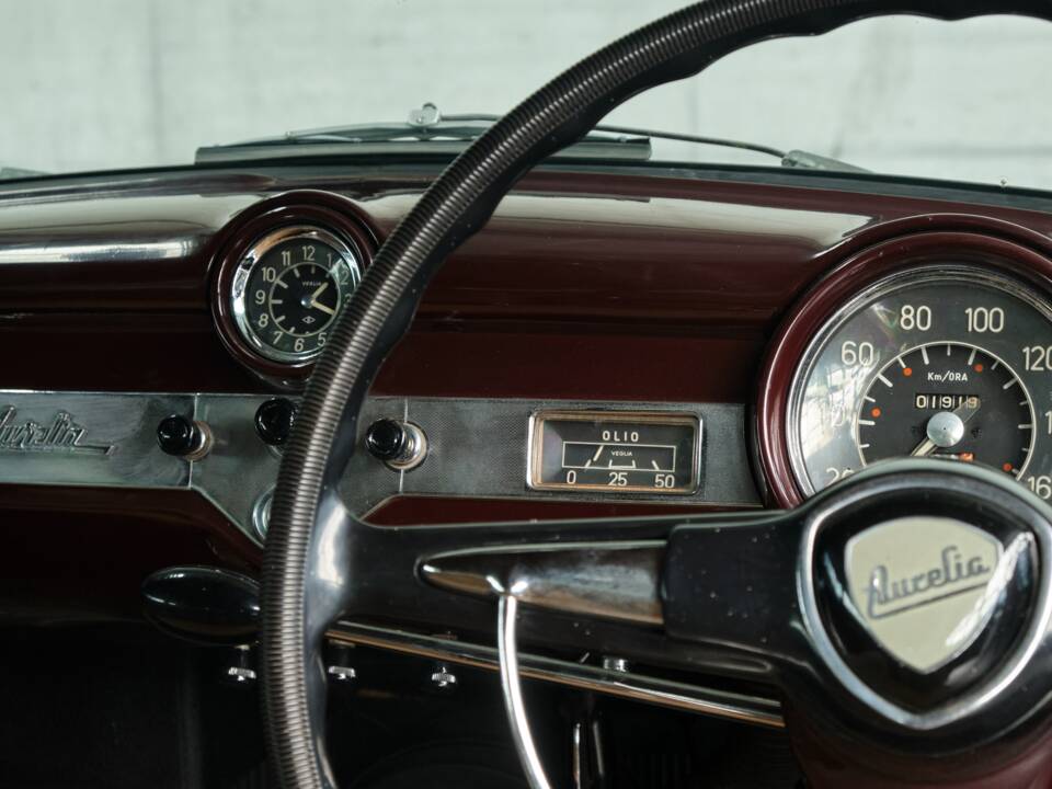 Image 41/50 of Lancia Aurelia B12 (1955)