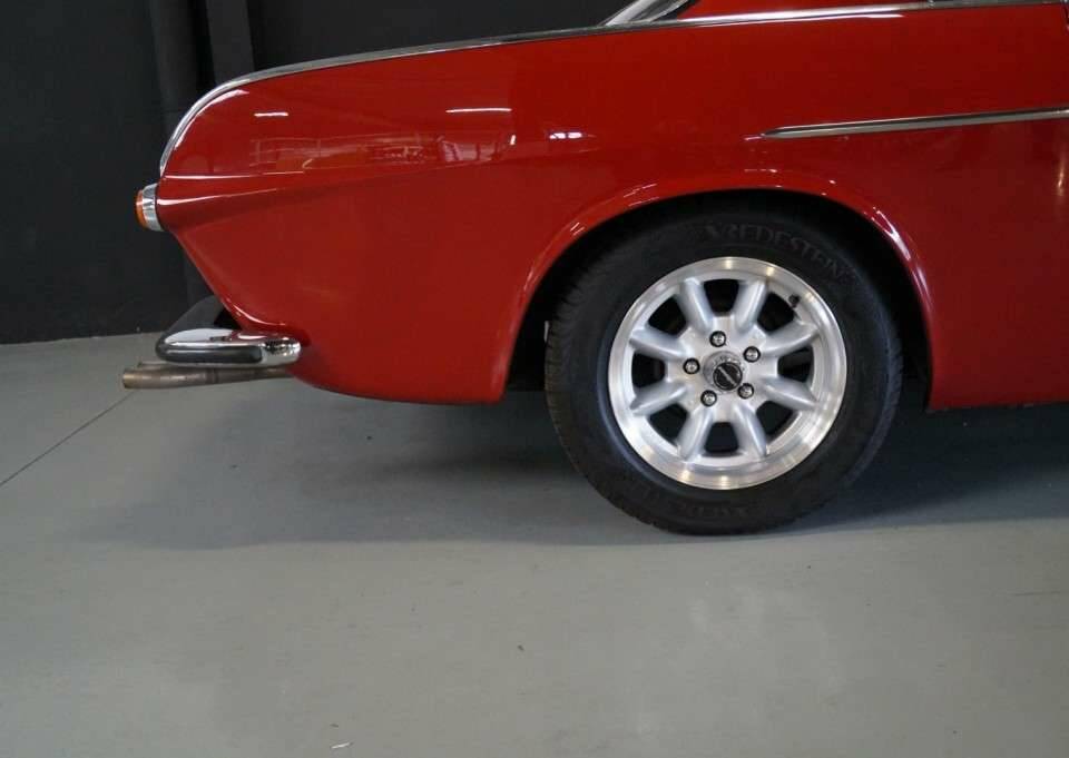 Image 4/35 of Volvo 1800 S (1968)