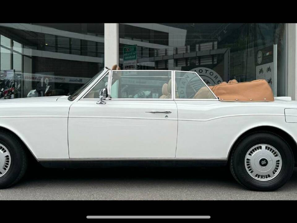 Image 3/21 of Rolls-Royce Corniche S (1995)