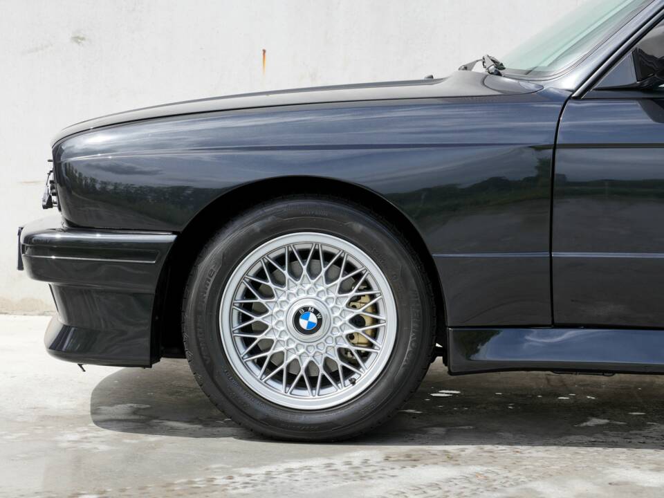 Image 15/34 de BMW M3 (1986)