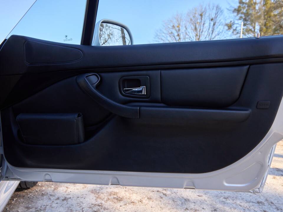 Bild 26/29 von BMW Z3 Coupé 3.0 (2002)