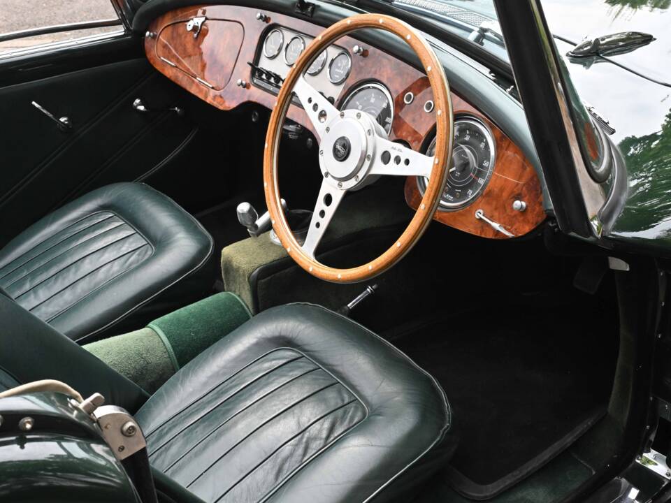Afbeelding 4/50 van Daimler SP 250 (1963)