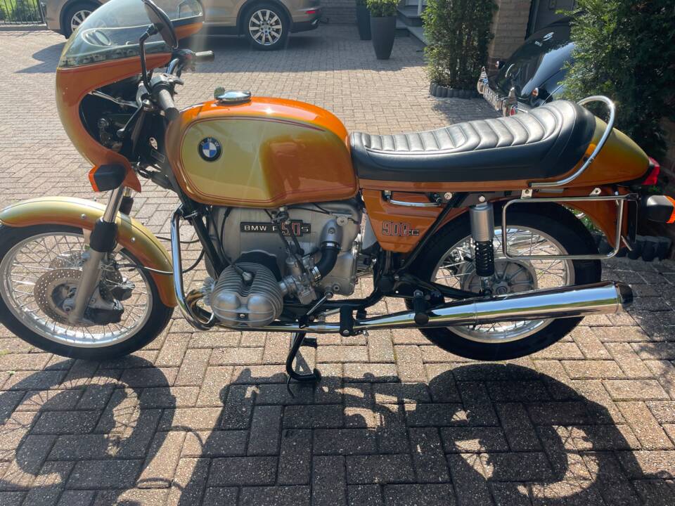 BMW R90S Daytona orange 1e eigenaar 24000Km geheel in originele nieuwstaat