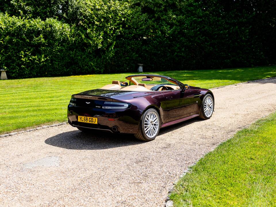 Bild 11/50 von Aston Martin V8 Vantage Roadster (2008)
