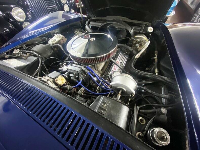 Bild 38/50 von Chevrolet Corvette Stingray (1972)