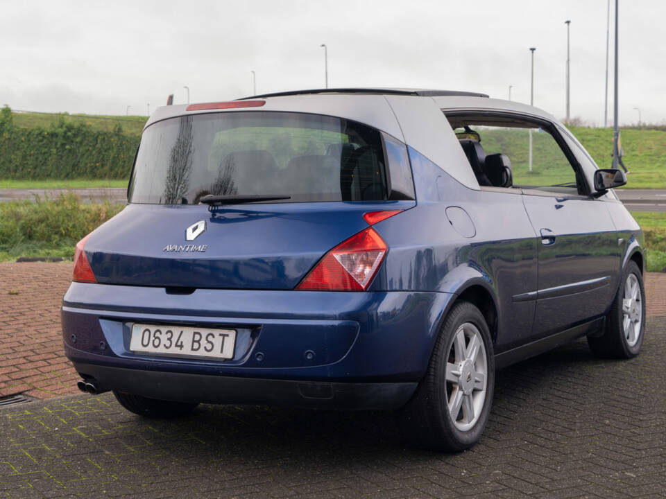 Imagen 3/6 de Renault Avantime 3.0 V6 (2002)