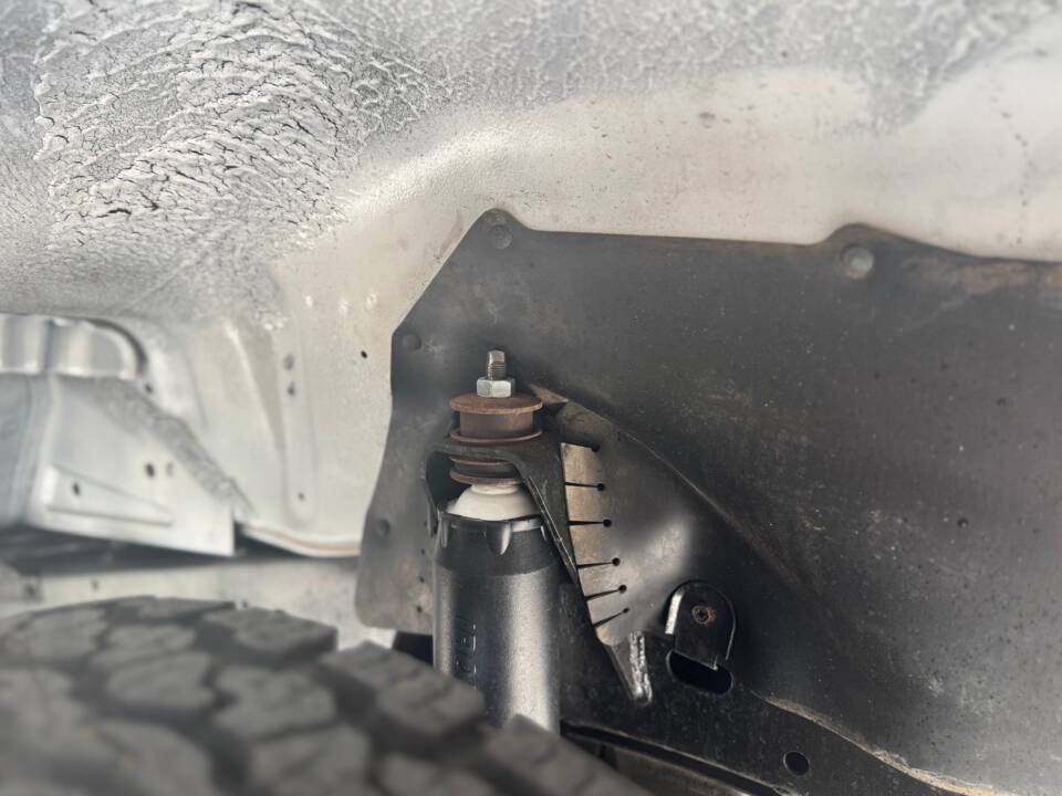 Image 9/27 de Nissan Patrol GR 2.8 TD (1998)
