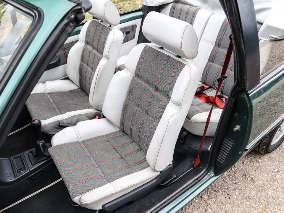 Image 7/31 of Peugeot 205 Roland Garros (1990)