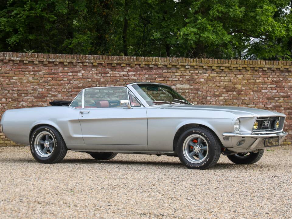 Image 32/50 of Ford Mustang GT (1968)