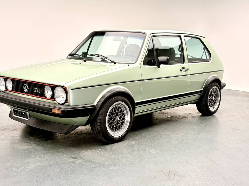 Bild 1/16 von Volkswagen Golf I GTI 1.6 (1980)