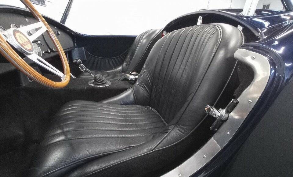 Bild 2/8 von Shelby Cobra 427 S/C (1965)
