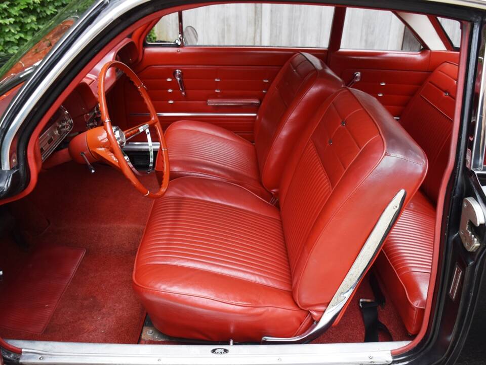 Bild 20/38 von Chevrolet Corvair Monza Coupe (1963)